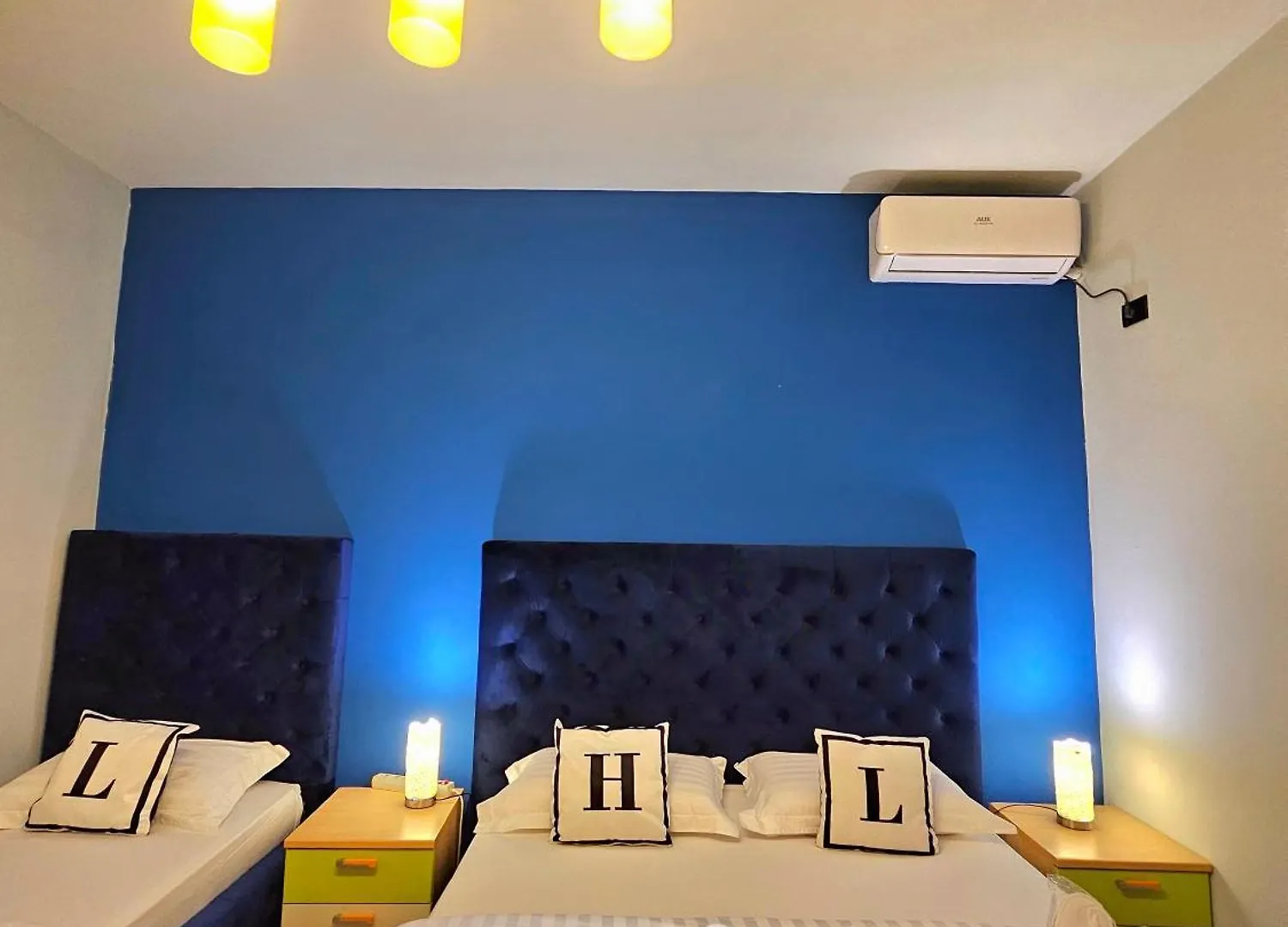 Center Apartment Easy_Luxury تيرانا 0*,
